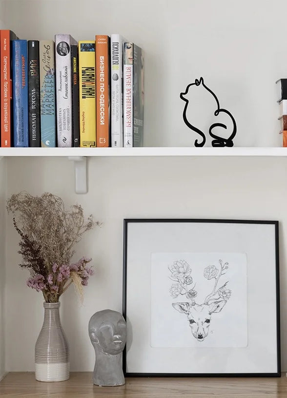 Dog Art Sculpture Metal Dog Abstract Minimalist Art Iron Figurines Office Desktop Accessories For Home Decoration Cute Miniature