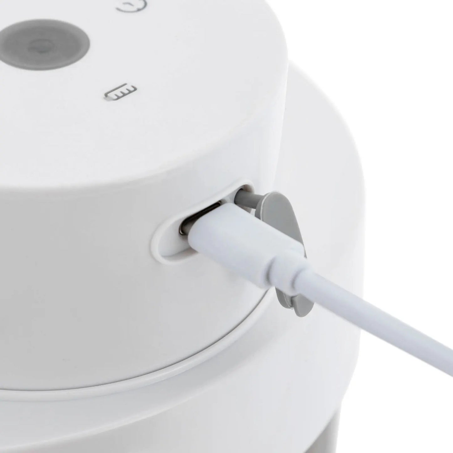 White Pet Water Dispenser, Automatic Fresh Water Flow, Hygienic Design for Cats and Dogs, Convenient & Easy to Use